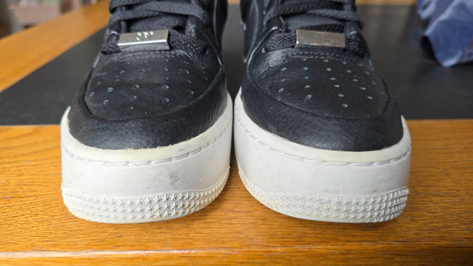Nike Scarpe da donna: NIKE AIR FORCE gr 36.5 – Usato da Wallisellen venduto da theblacksheep 5