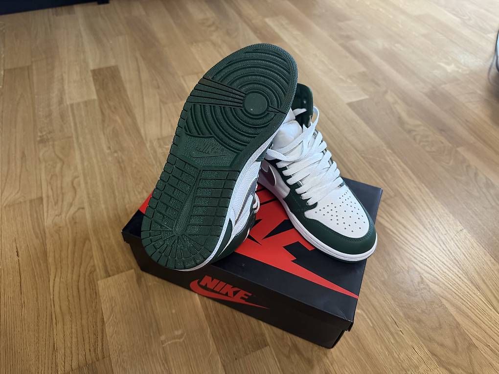 Chaussures hommes: Jordan 1 High  – D'occasion à Wallisellen par Riede131 1