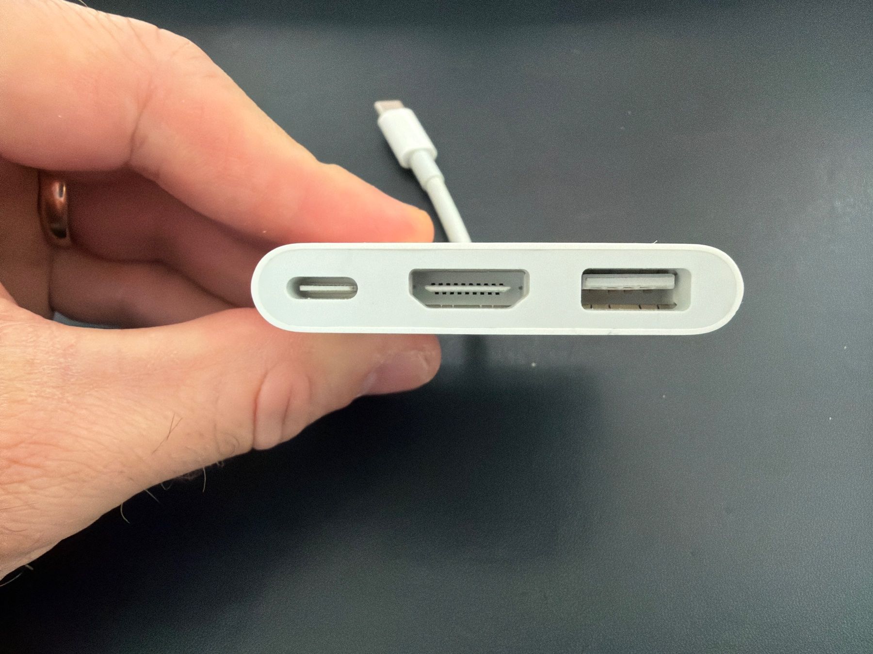Hubs & Switches: USB-C Hub zu (USB-C, USB-A, HDMI) – D'occasion à Dübendorf par Raphaelfuchs 1