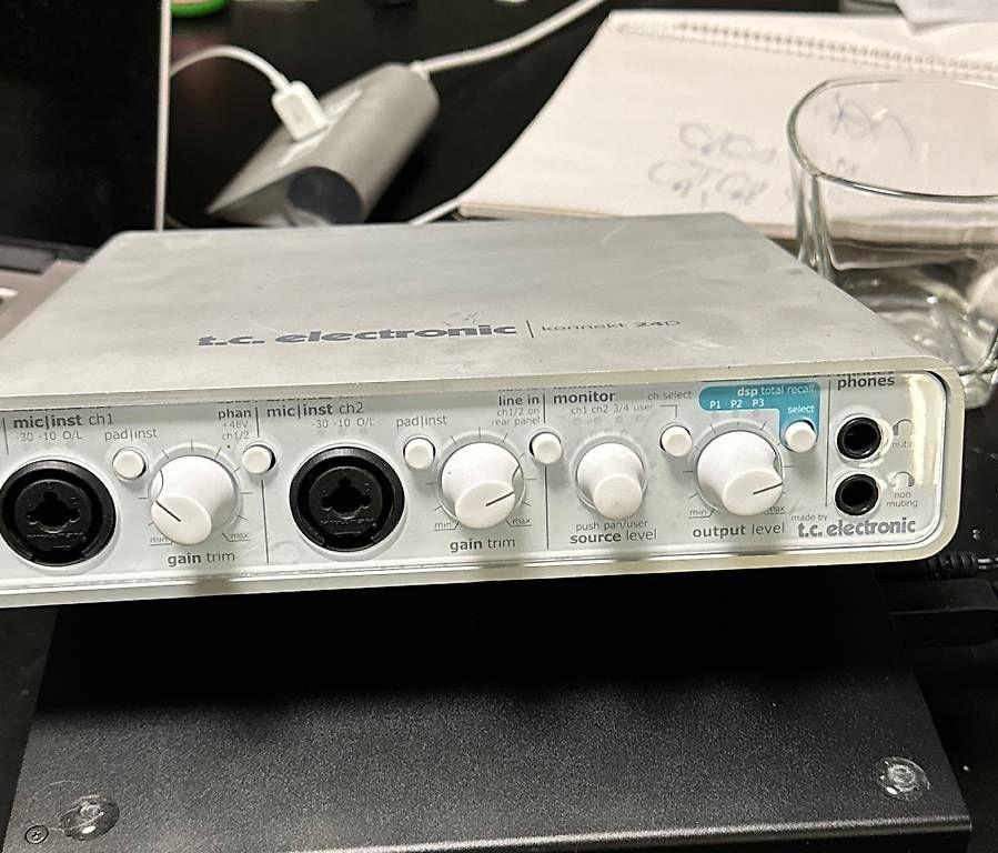 Attrezzatura per studi di registrazione: TC Electronic Konnekt 24D Interface – Usato da Vaulion venduto da Simonsuter 1