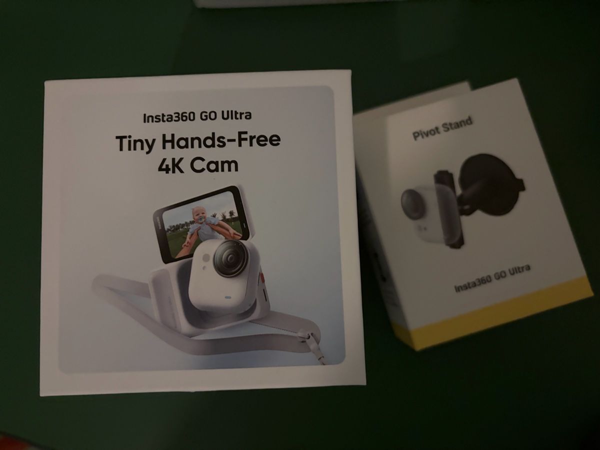 Insta360 Action Cam: Insta360 GO Ultra Pivot Stand Tiny Hands-Free 4K – Usato da Aarburg venduto da roc_9n2c