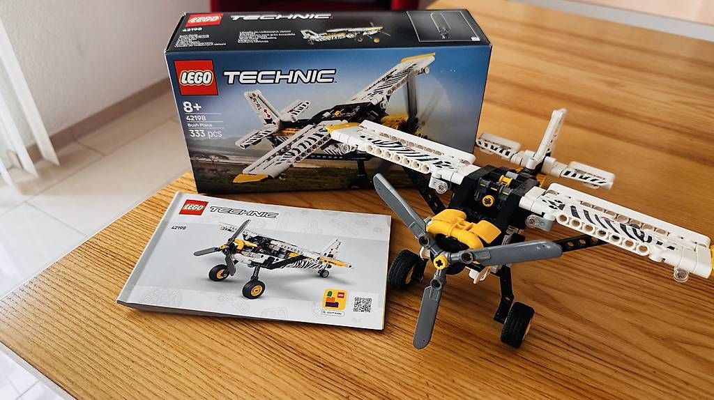 Kit di costruzioni: LEGO Technic 42198 Bush Plane  komplett – Usato da Zuchwil venduto da Segaflex 1