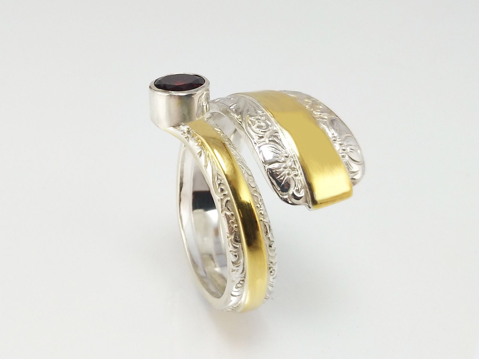 Anelli: Offener Jugendstil Silberring (teilvergoldet) mit Granat – Nuovo e nell'imballaggio originale da Meilen venduto da Byrd-bijoux 3