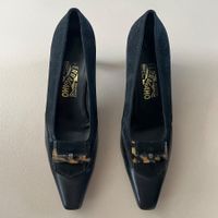 SALVATORE FERRAGAMO Pumps 🖤