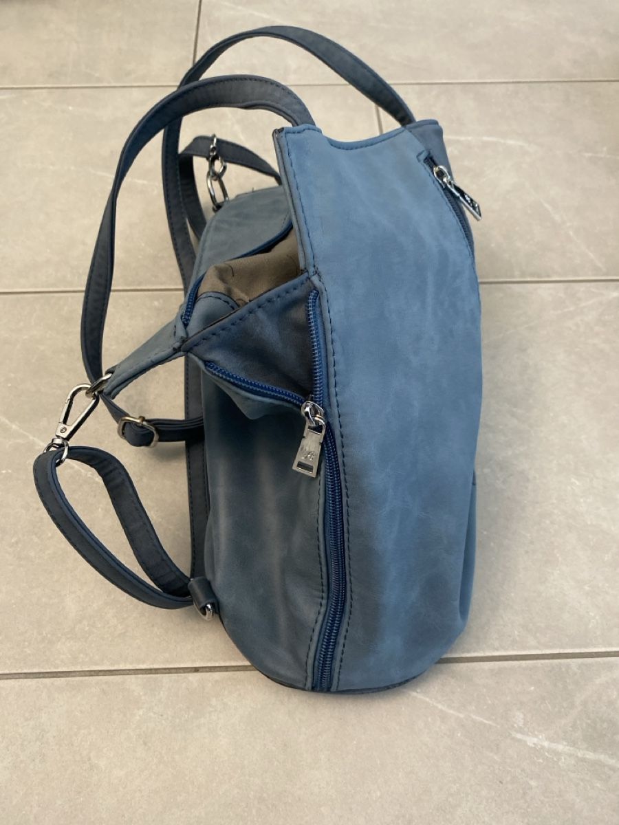 Borse da donna: Blaue Umhängetasche aus Kunstleder – Nuovo (secondo la descrizione) da Hünenberg See venduto da lar_9zjk 5
