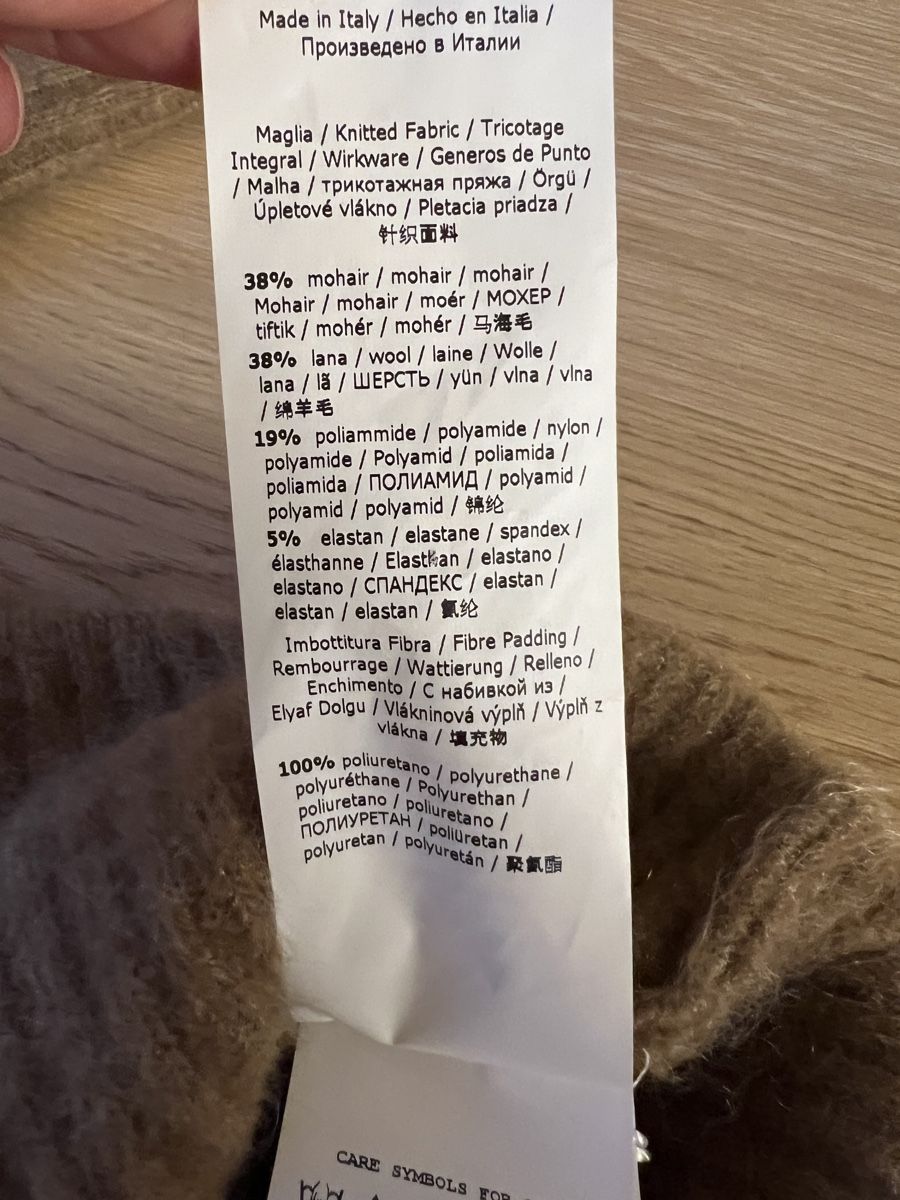 Max Mara Maglioni & Felpe: Max Mara Pullover Runway Collection beige Neu – Nuovo (secondo la descrizione) da Menzingen venduto da nas_6ncr 7