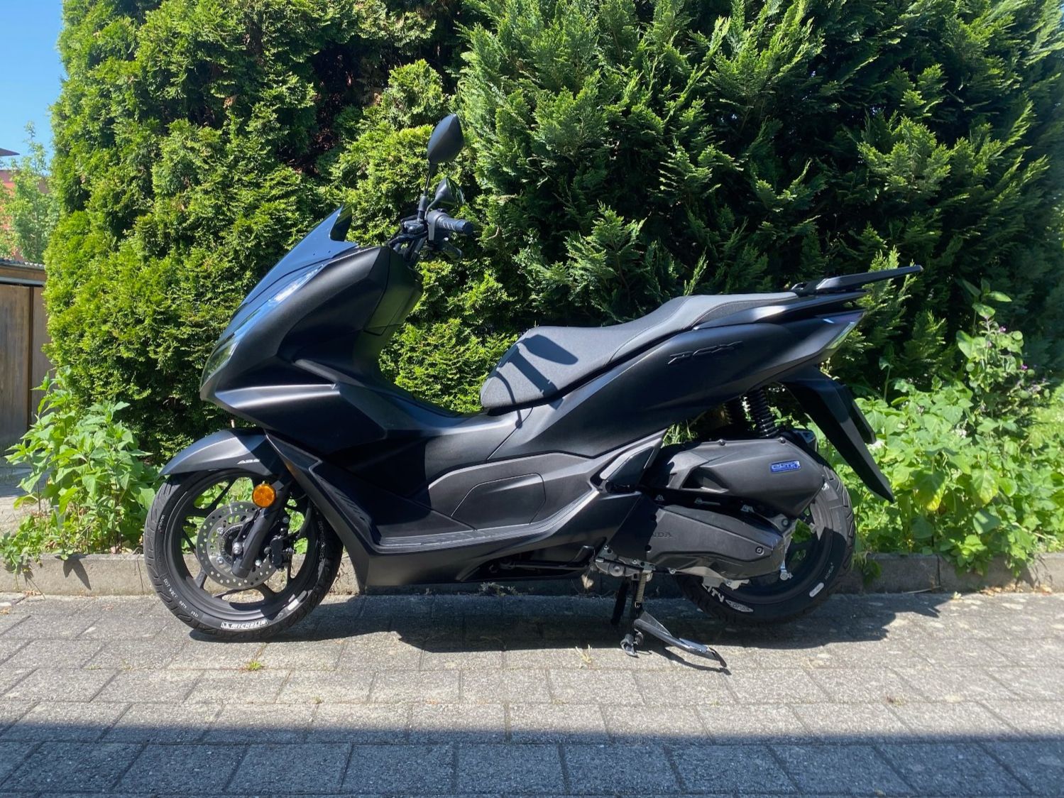 Honda Scooters: Honda PCX – Gebraucht aus Winterthur von kol_hw28 1
