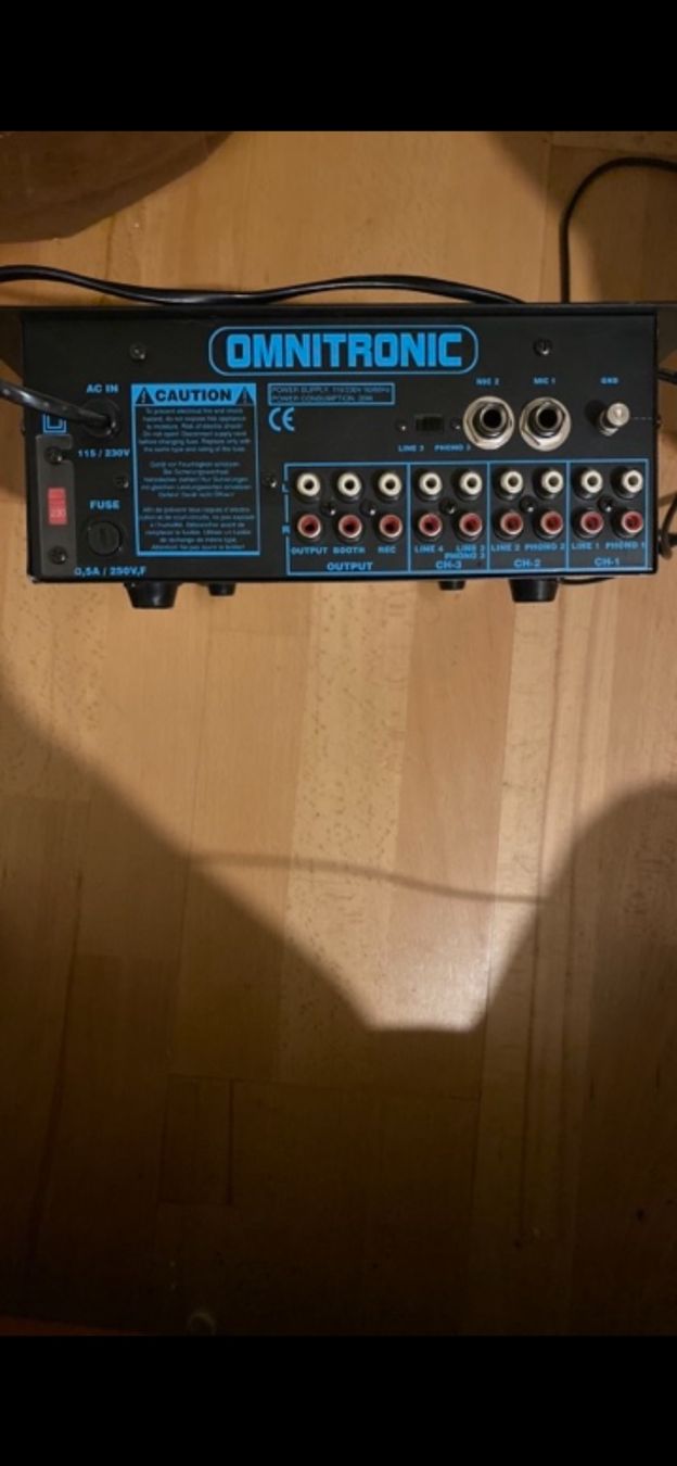Console di mixaggio: Beginner Music Producer Setup – Usato da Luzern venduto da JAYJAY-LEMMING 6