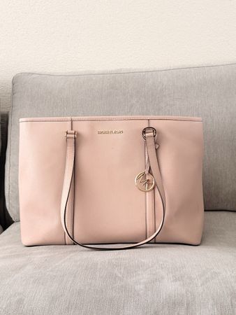 🌸 Rosa Michael Kors Tasche 🌸