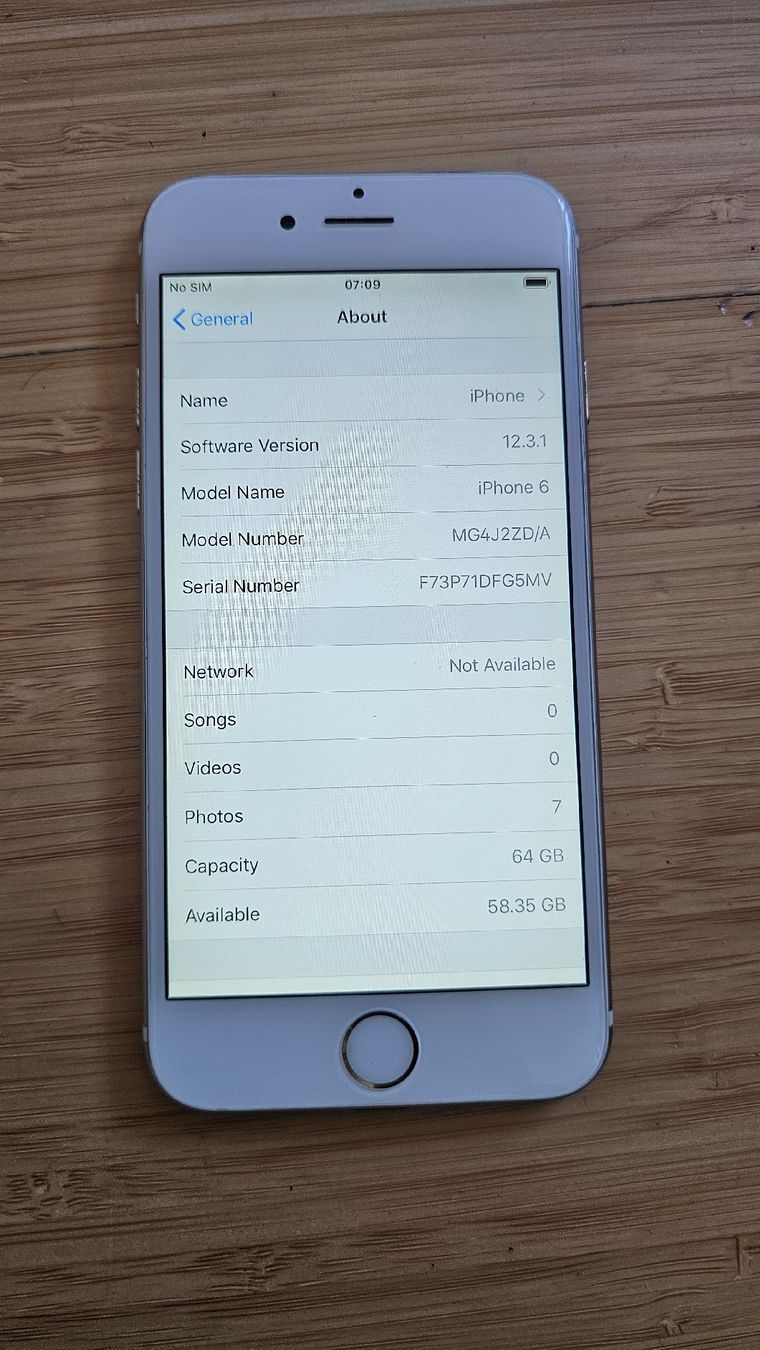 Apple Handys / Smartphones: iPhone 6 - 64 GB - Gold  – Gebraucht aus Ehrikon von noa_vyp5 1
