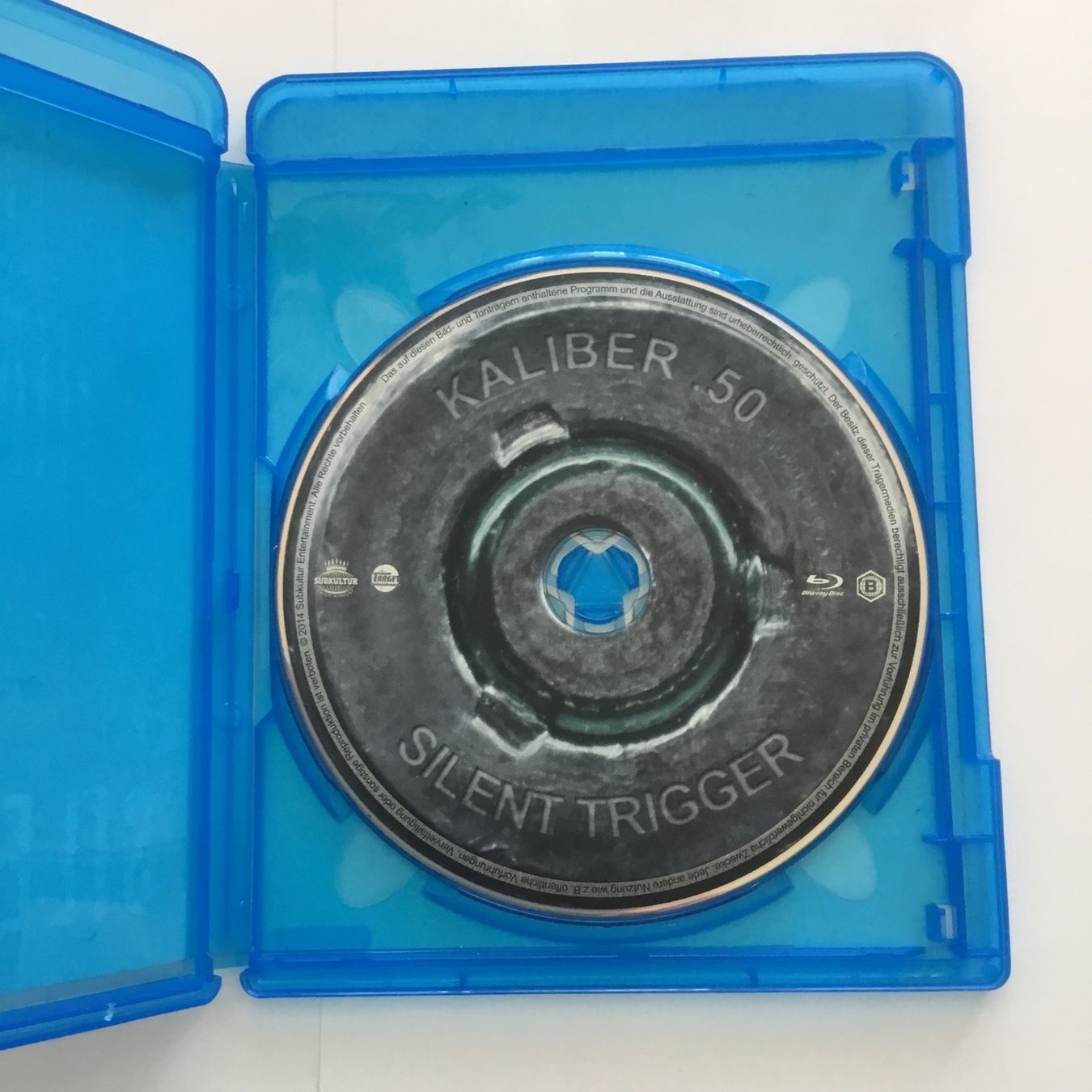 Tutti i DVDs: Silent Trigger Blu Ray Neu Wertig – Nuovo (secondo la descrizione) da Blauen venduto da sternchen66 2