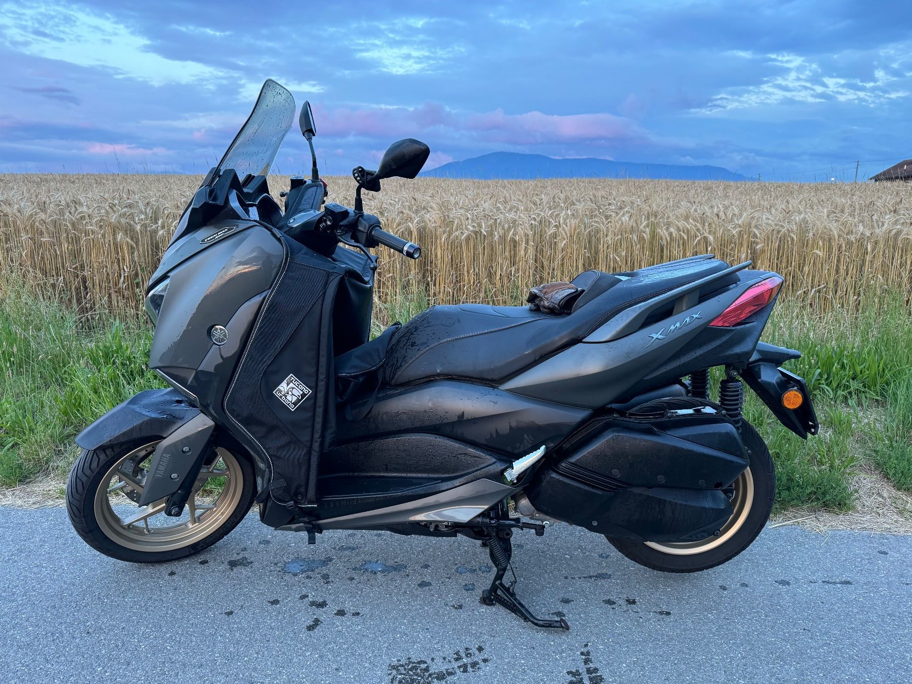 Yamaha Scooter: Yamaha Xmax 300 Tech Max – Usato da Anières venduto da tob_nd9x