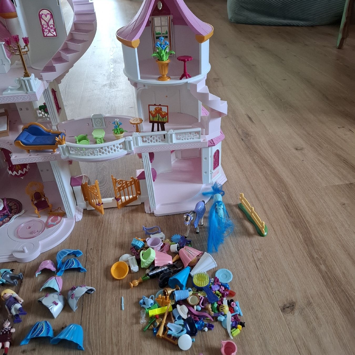 Playmobil Case e mobili per bambole: Playmobil Princess Schloss uvm. – Usato da Bülach venduto da JAYA379 2