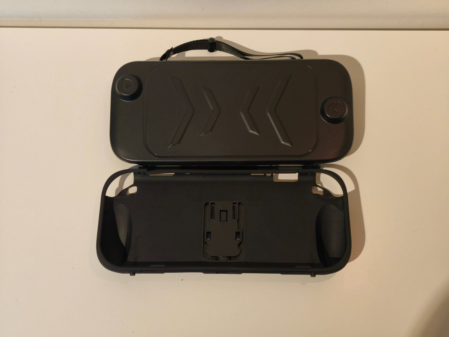 Nintendo Etuis de protection: Nintendo Switch 1 & 2 grips – D'occasion à Basel par jopakowa 1