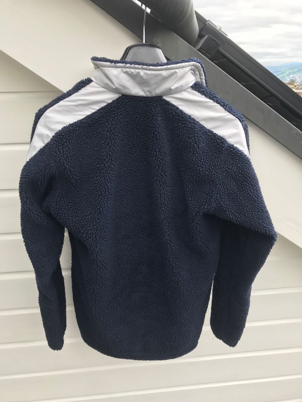Helly Hansen Jacken: Helly Hansen Jacke M – Gebraucht aus Hünenberg See von Tolini 2
