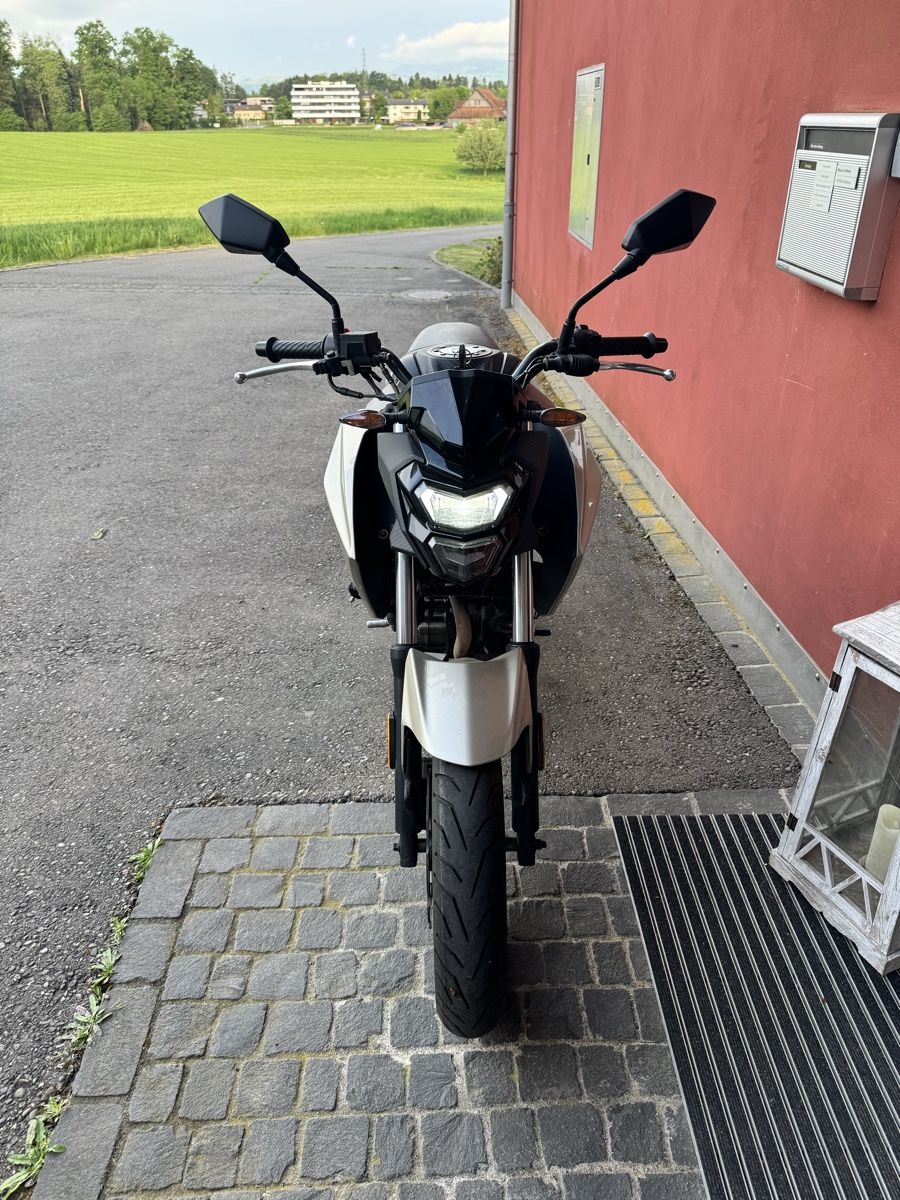 Strada: Motorrad: SYM NH-X 125 – Usato da Cham venduto da Flohzirkus 2