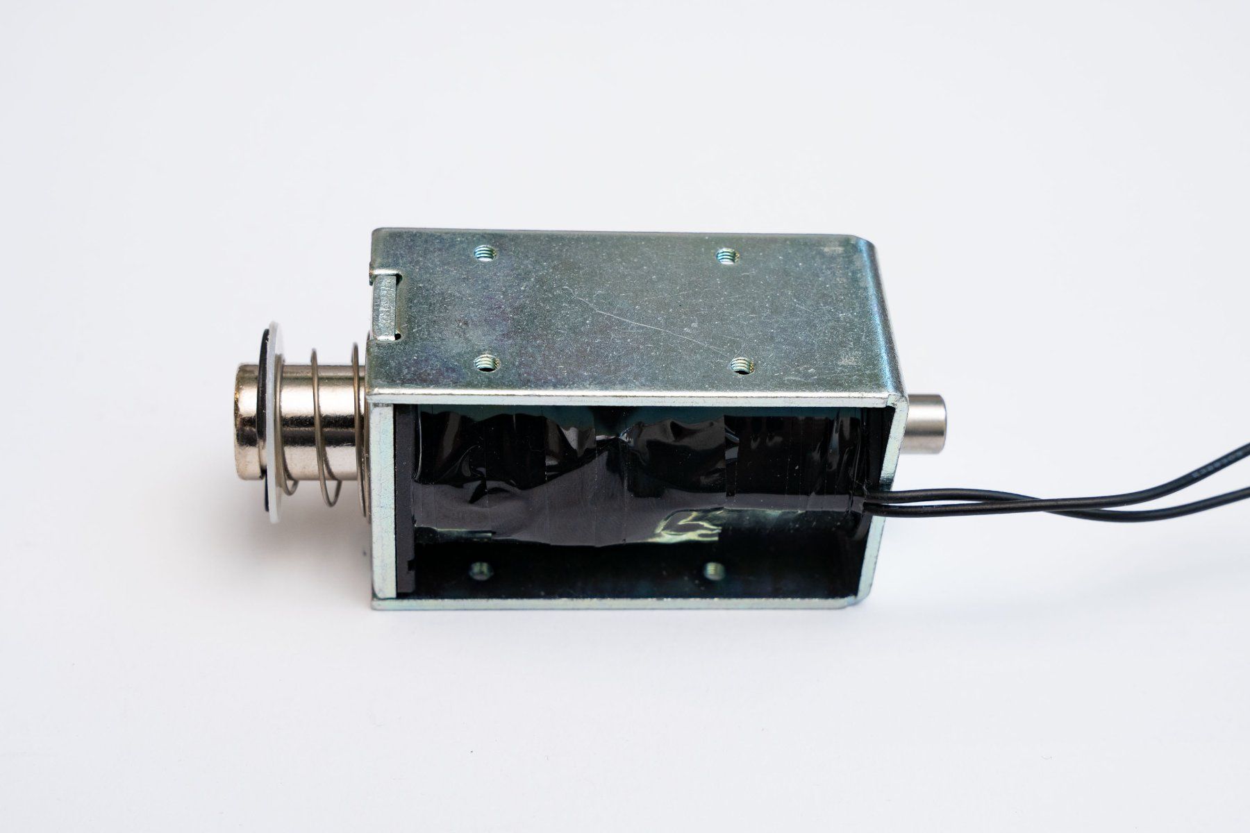 Motori: Sparkfun Solenoid - 36V | ROB-10391 – Usato da Dietlikon venduto da phi_j5l6 1