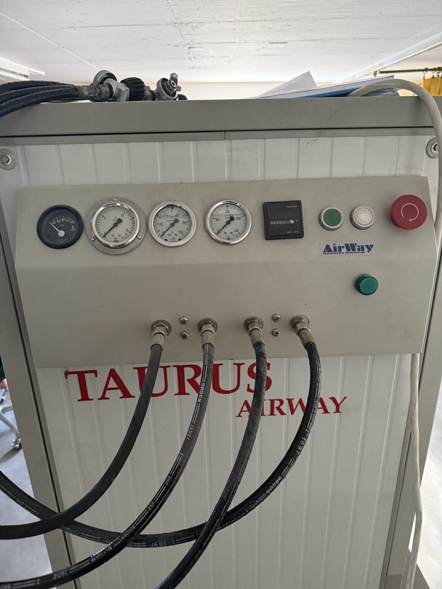 Kompressoren: Taurus Airway Hochdruckkompressor  – Gebraucht aus Spreitenbach von B.croc 1