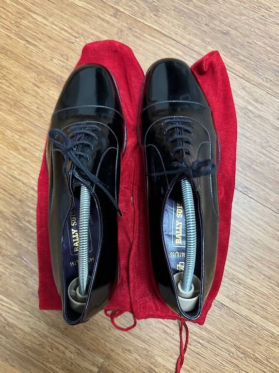 Bally Scarpe da uomo: Chaussure Bally - Taille 44 - comme neuf – Nuovo (secondo la descrizione) da St-Légier-Chiésaz venduto da max_cfc2 2