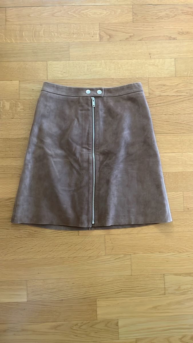 Max Mara Gonne: Max Mara Weekend Wildleder Minirock, Gr. 36, Top! – Usato da Zürich venduto da zoe_6fqm
