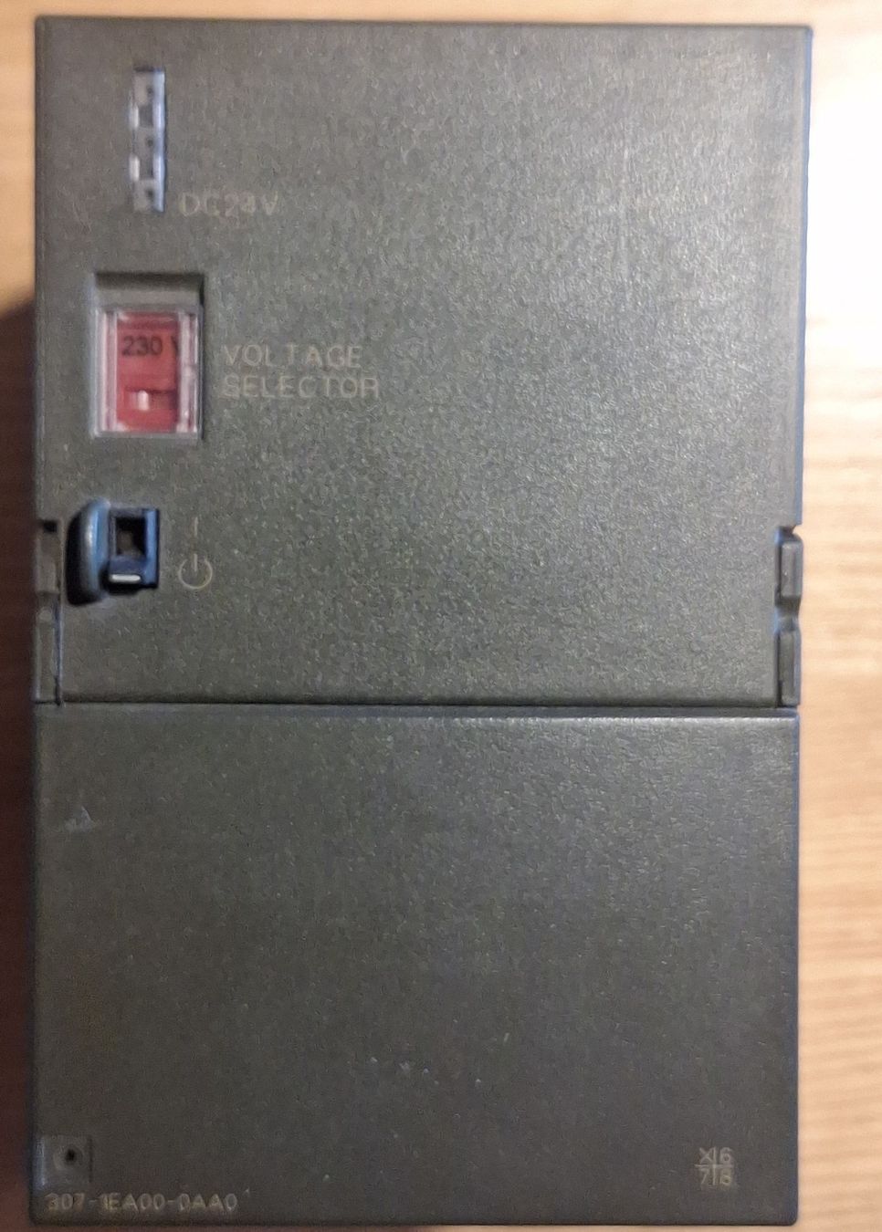 Componenti elettronici: Siemens Stromversorgung 24 V / 5 A – Usato da Bern venduto da sprilipp