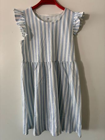 schönes Kleid Gr. 122/128, Neu, H&M