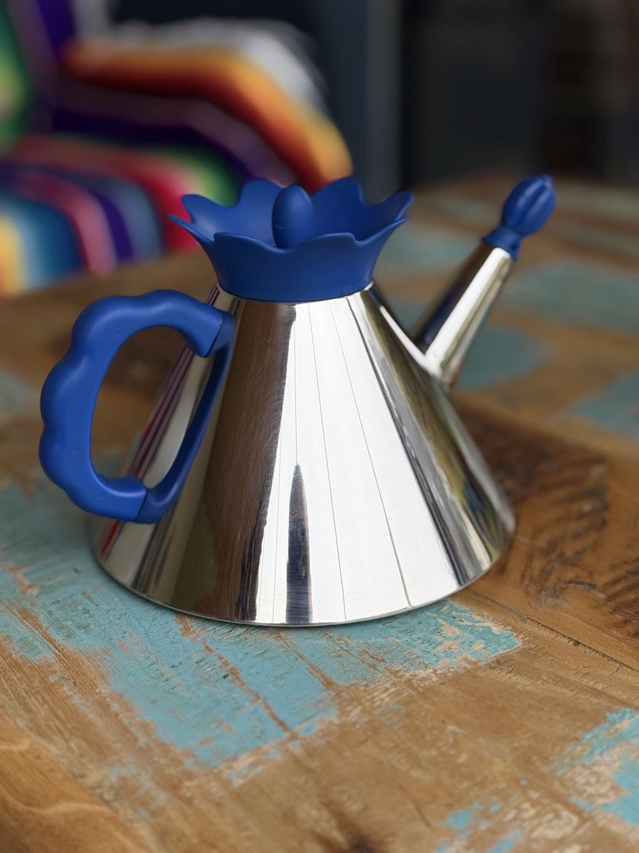 Wasserkocher: Design Wasserkocher – Gebraucht aus Strengelbach von shihtzuliving_22