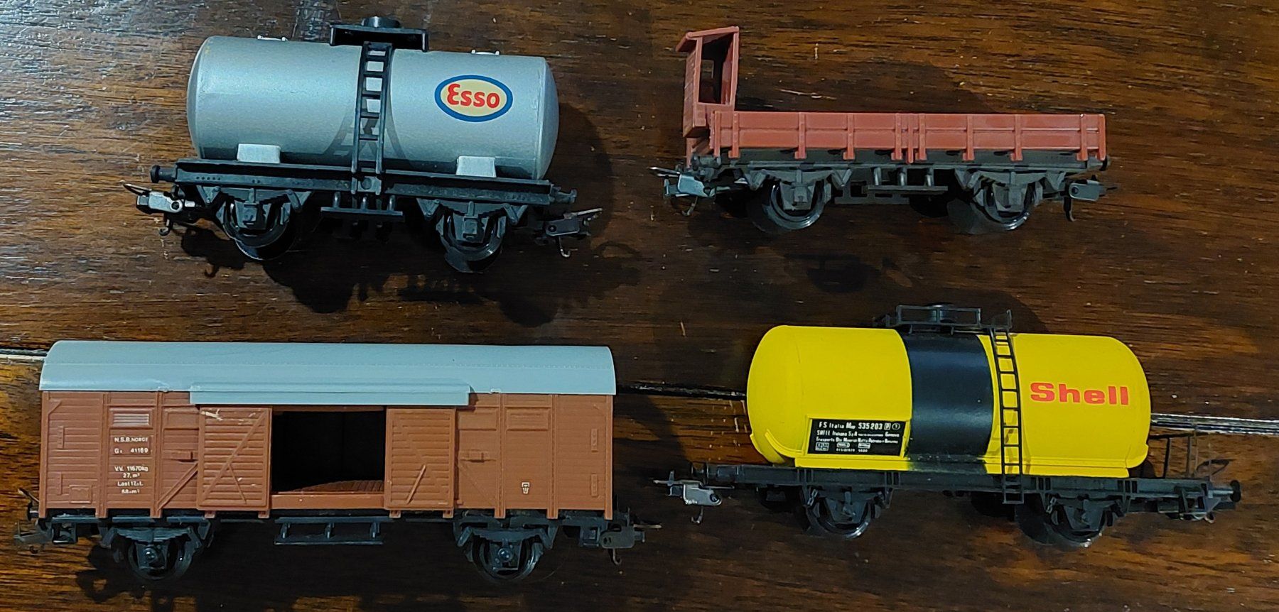 Lima Modellini di ferrovie: Konvolut Lima Eisenbahn: Loki, Wagon, Trafo, Gleise, Weichen – Usato da Oberdiessbach venduto da gerbu01 5