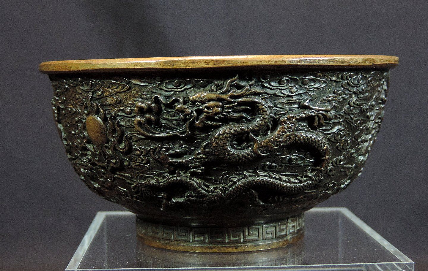 Schalen: China Bronzeschale mit Drachen und Phönix Verziert – Gebraucht aus Duggingen von roterbambus 2
