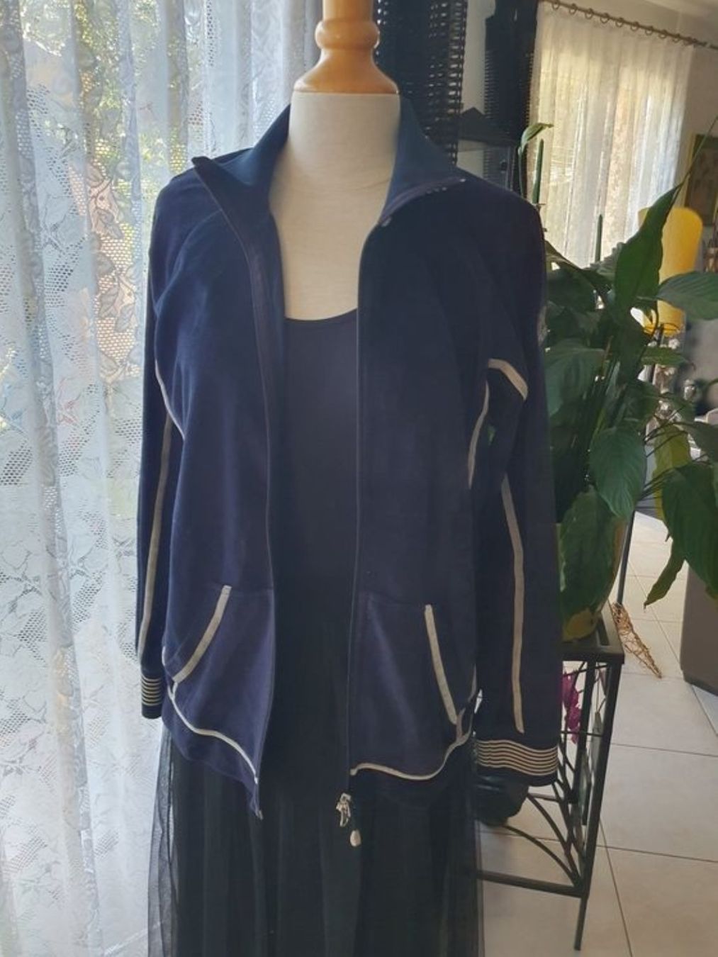 Armani Pulls & Sweat-shirts: EMPORIO ARMANI Pullover Gr. L – D'occasion à Zürich par mer_6tqg 5