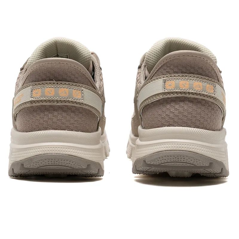 Skechers Scarpe da donna: Skechers Summits AT Gr. 41 – Nuovo e nell'imballaggio originale da Spreitenbach venduto da Opfikoner1 1