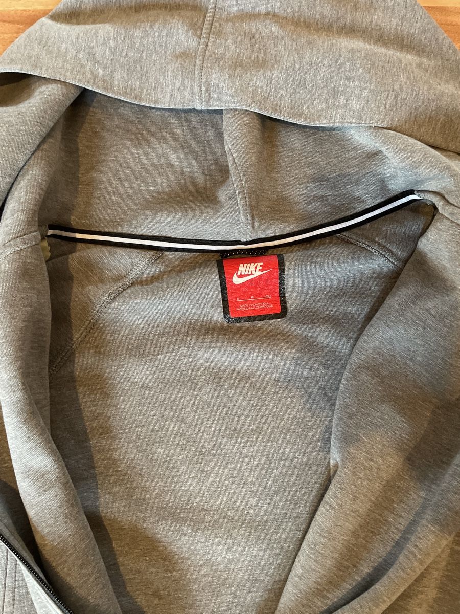 Nike Giacche: NIKE Jacke speziell Brustweite einfach 50cm – Usato da Grub AR venduto da sam_rq67 2