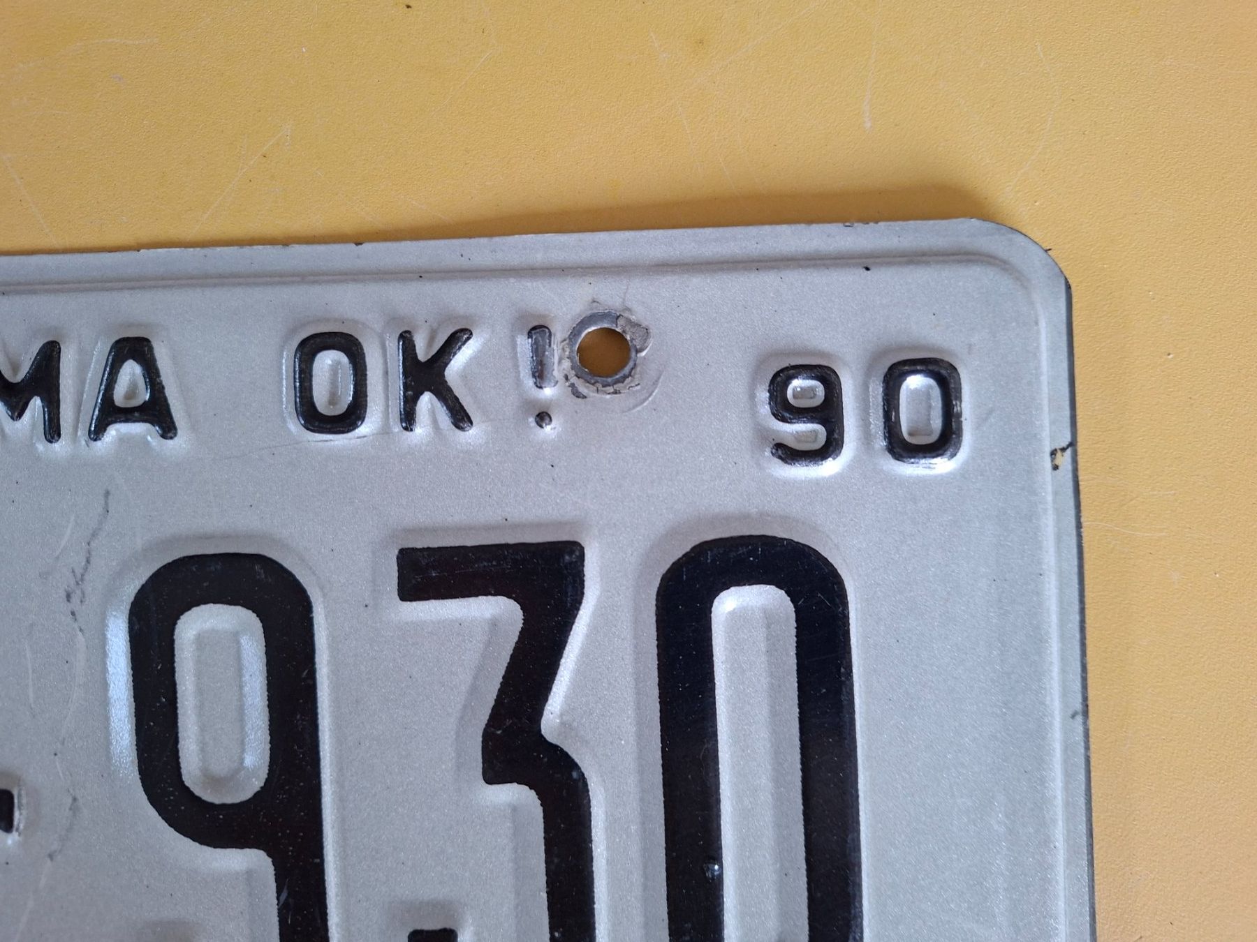 Insegne: Autoschild Oklahoma P47-930 Jg. 1990 Apportioned – Usato da Ehrendingen venduto da CHMEX 1