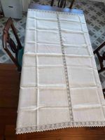 antike Tischdecke