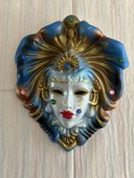 Maske für an die Wand zum Aufhängen HxB ca. 17,5x15cm.