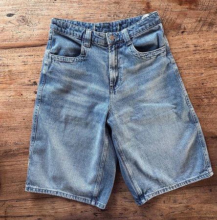 Bershka Baggy Shorts_Denim_Gr. 36.
