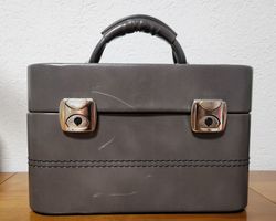 Beauty Case – grau - verschliessbar