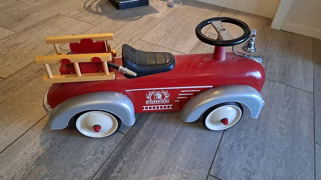 Veicoli per bambini: Baghera Tretauto Speedster Feuerwehrauto – Usato da Udligenswil venduto da pablo_picante