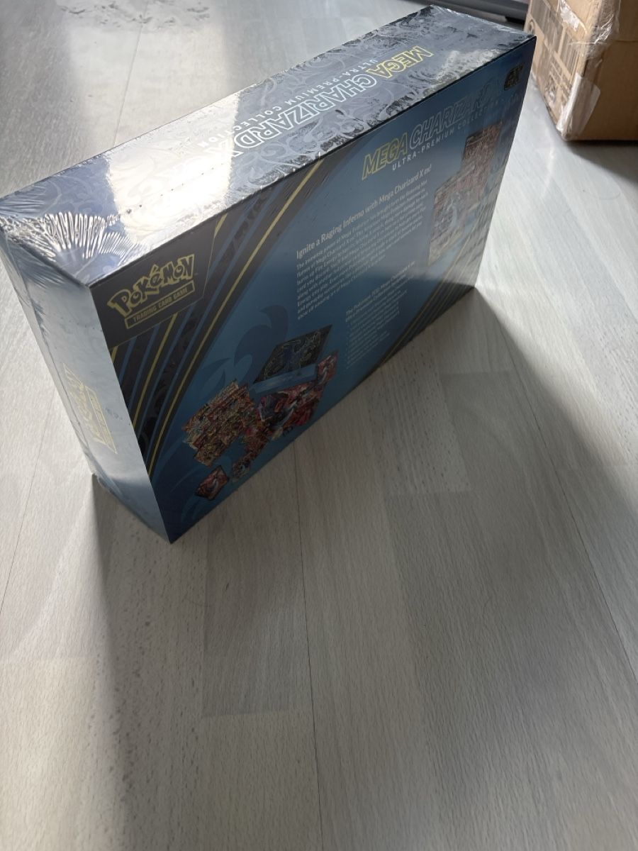 Pokémon Sammelbilder & Trading cards: Mega Charizard Ultra premium Collection 🇺🇸 – Gebraucht aus Delémont von mar_7ynr 2