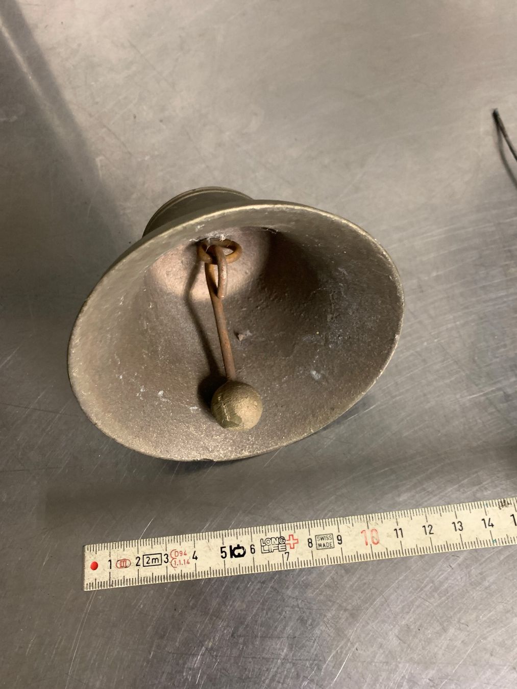 Campanacci mucche: Messing Glocke, Hausglocke  Schiffsglocke – Usato da Rickenbach SZ venduto da Frickler 2