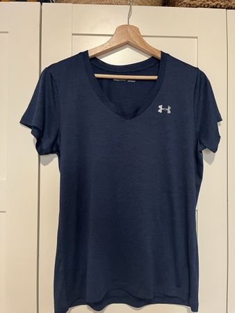 Original Under Armour Sport Shirt Damen Blau Top Zustand!