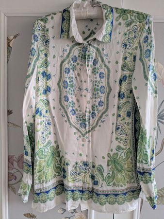 Christian Berg blouse 100% viscose satin S