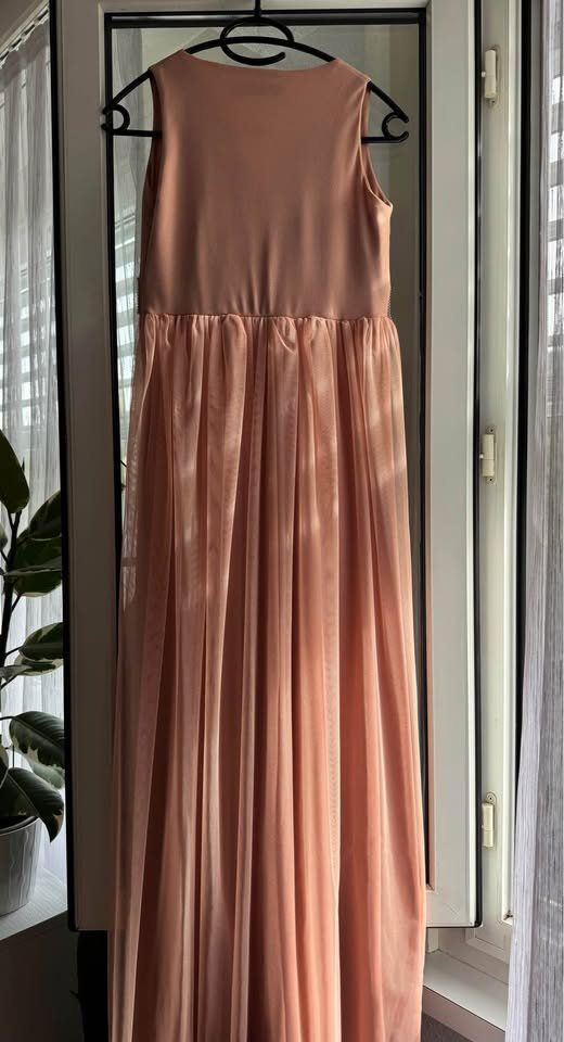 Kleider: Kleid wie neu – Neu (gemäss Beschreibung) aus Dänikon ZH von tug_m9b6 1