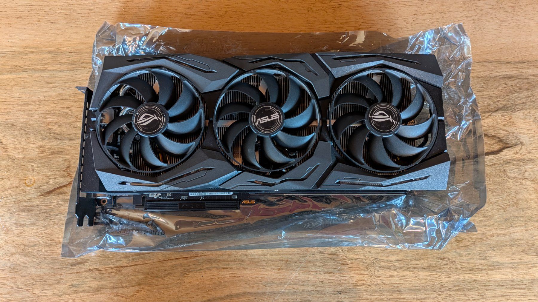 Asus Schede grafiche: ASUS AMD Radeon RX 5700 XT – Usato da Dicken venduto da patorichia 2