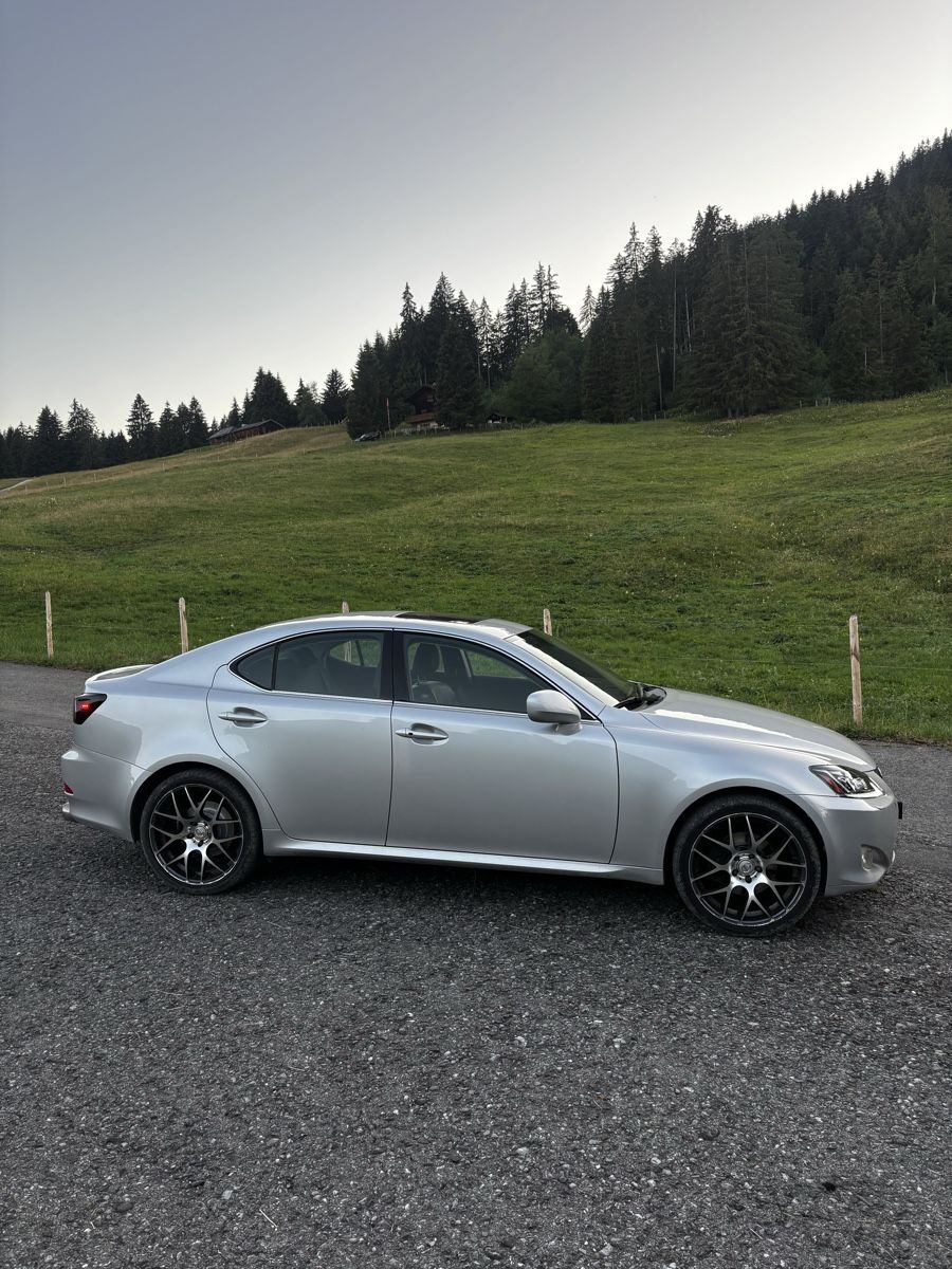 Lexus Automobili: Lexus IS 250 AWD – Usato da Le Pâquier-Montbarry venduto da dro_z7lz 3