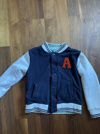 College Jacke, Gr. 126, wendbar