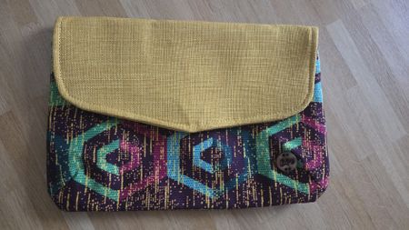 Clutch, neu 21x31cm