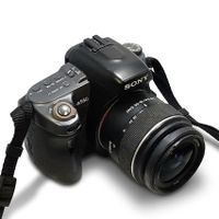 Sony Alpha 550 + Standardzoom 18-55mm