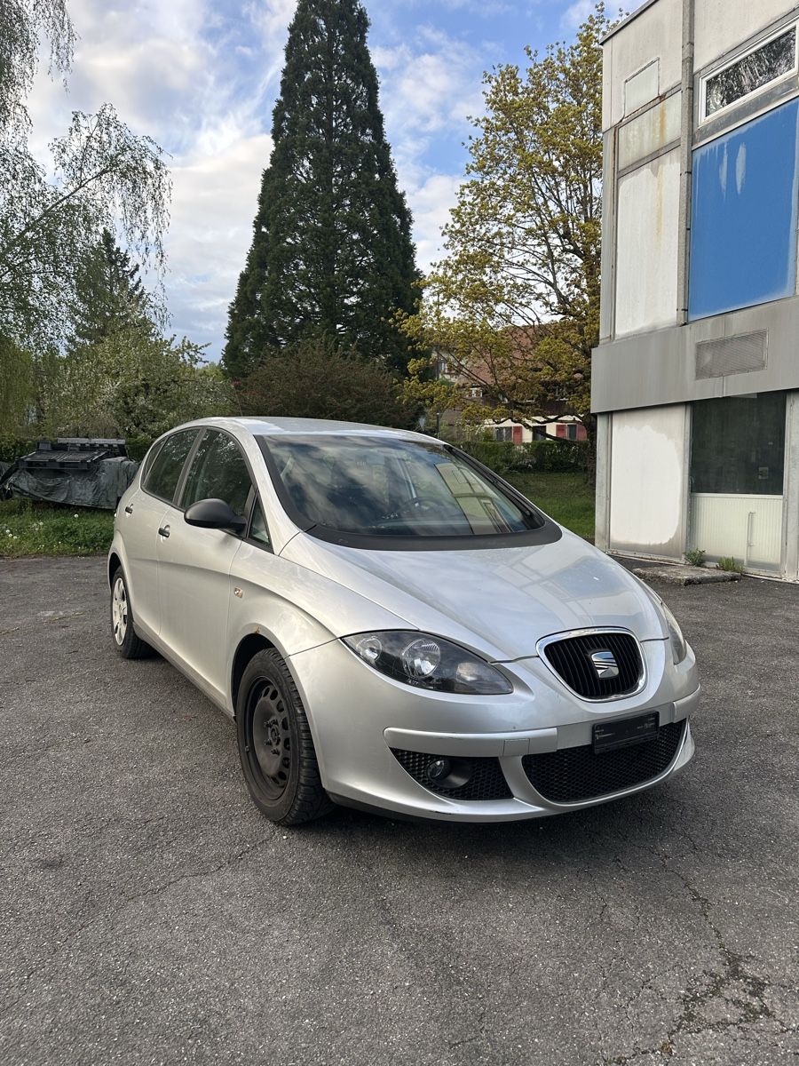 Seat Automobili: Seat Altea 1.6 – Usato da Gals venduto da aya_p7pd
