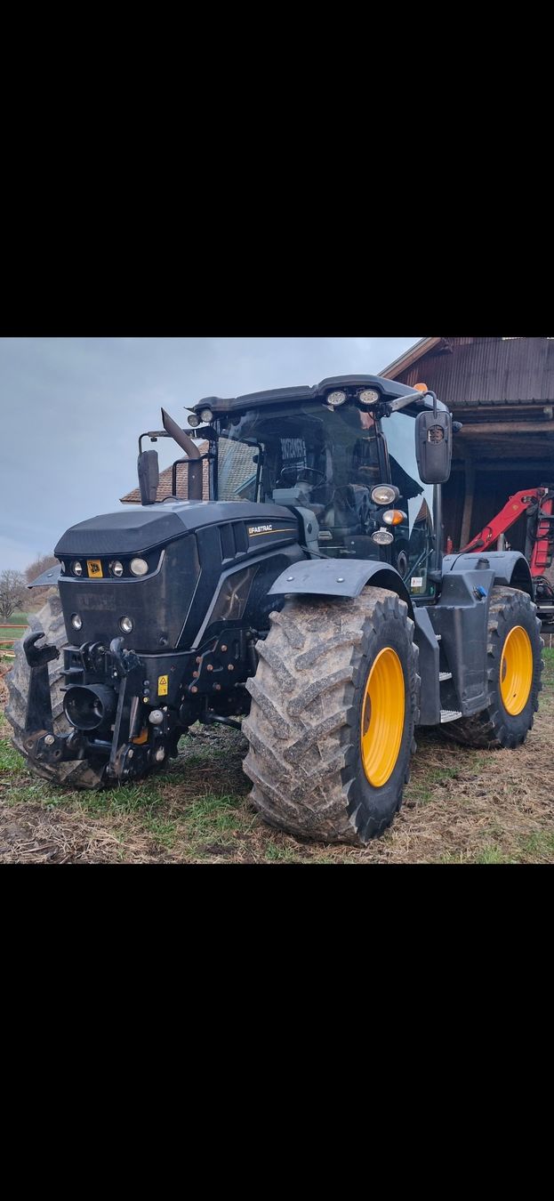 Jcb Tracteurs: JCB Fastrac 4220 – D'occasion à Wünnewil par s_s_bgq2